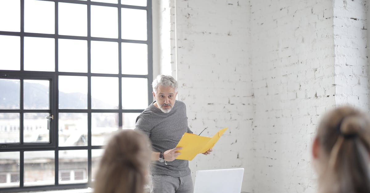 短信和其他聊天方式的区别及优缺点分析