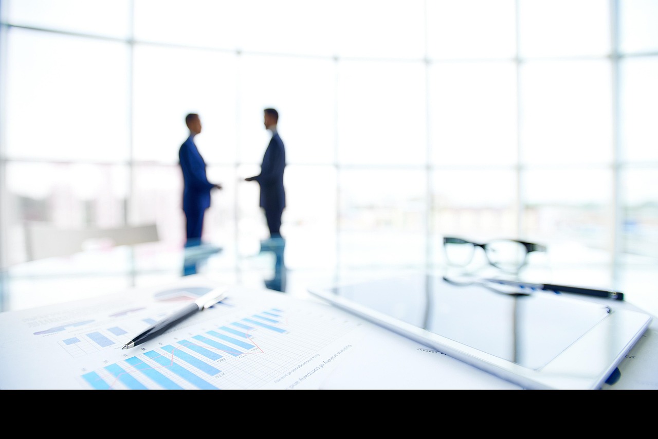 国内微信买卖：国之利刃游戏详情下载教程app